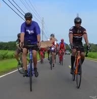 Stealthy Deer Takes out Cyclists 