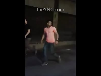 Man is Cowardly Attacked with Brutal Kick in the Back and Agonizes to Death