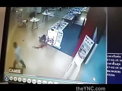 Jealous Boyfriend Shoots his Girlfriend to Death in a Mall (Murder & Aftermath)