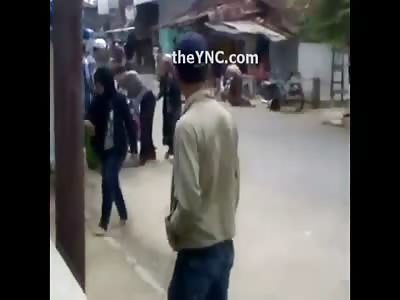 Man is Butchered with Repeated Machete Blows while Onlookers Can Do Nothing But Watch in Horror 