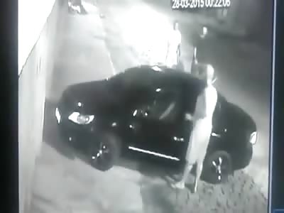Brazilian Off Duty Cop Sees 2 Thugs About to Rob Him and Kills One Quickly 