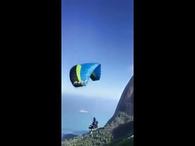 Man Dies in Accident When his Hang-glider Malfunctions in Rio De Janeiro Brazil 