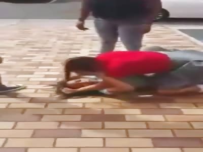 Crazy Woman Encourages her Daughter to Fight, People do Nothing