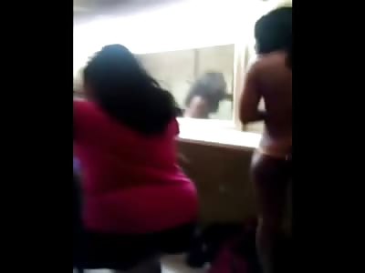 Big Booty Black Strippers Fight in the Dressing Room before Work