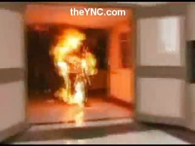 Screaming Man Burns to Death outside of Police Station (Graphic Video) 