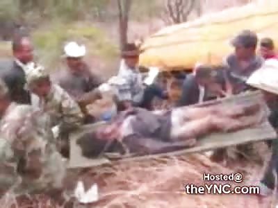 Removing 27 Dead Bodies after a Bus Accident in Honduras