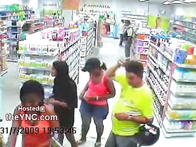 Thief  Kills Security Guard Point Blank at a Store in Brazil