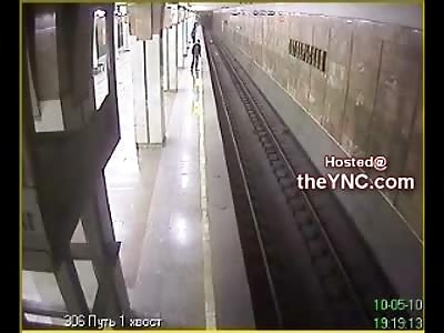 Man Leaps to his Death in New Suicide by Metro Caught on Camera