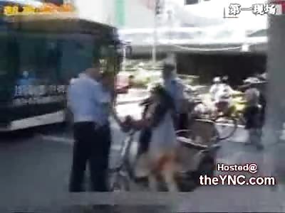 Crazy Half Naked Trouser Dropping Woman goes Ballistic on Police 
