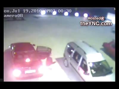 WOW: Worlds Quickest Thief Robs Van with Entire Family Still inside of It
