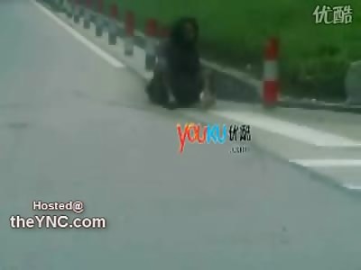 This is Sad: Homeless Man in China Crawls on the Side of the Street