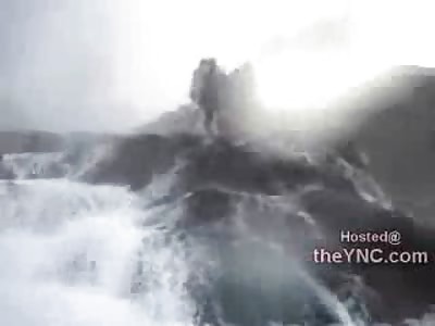 Oh No: Rogue Wave!! Family Vacation Video goes Wrong on the Rocks