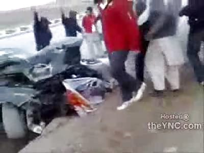 First View: 6 Killed during Drag Race in Bahria City, Pakistan (Includes Aftermath)