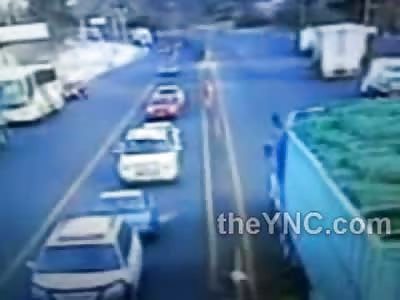 Out of Control Truck Vaporizes entire Line of Cars