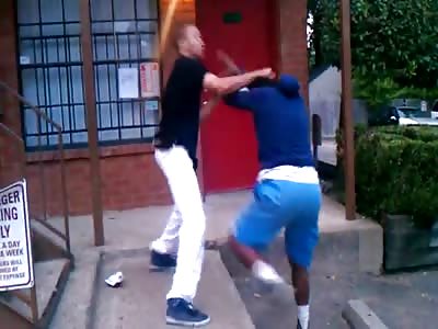 Manly Black Girl fights a Guy and holds up quite Well