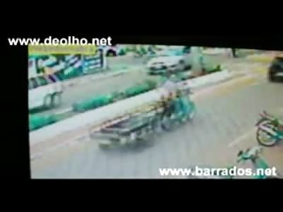 Wobbly Biker Crushed to Death by Truck in VVery Bizarre Accident