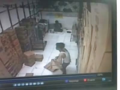 Warehouse Employee is Crushed in Terrible Accident caught on Tape