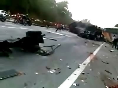 Bodies and Total Carnage Spewed All over the Road From Tragic Accident