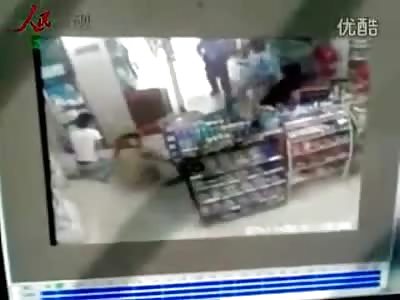 Police do Nothing as Woman is Brutally Stabbed to Death in Store
