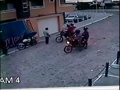 60 Year Old man is Beaten Unconscious and Robbed by Motorcycle Gang