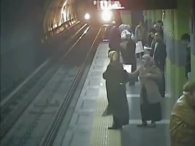 Not many Notice...Suicide of young Woman in Metro