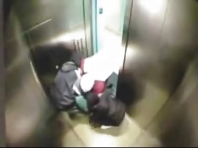 Boy is Strangled and Robbed in an Elevator by Three Organized Thugs