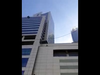 New Much Clearer Video with BRUTAL Impact of Man's Suicide Jump in Chile 