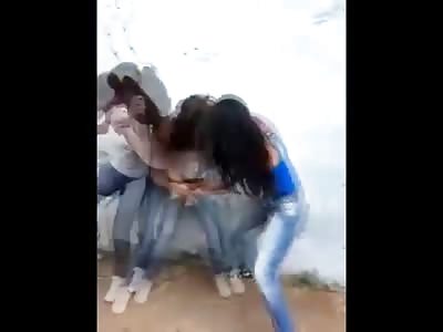 Girl is Stabbed in Fight that Sparks an All out Little Girl brawl