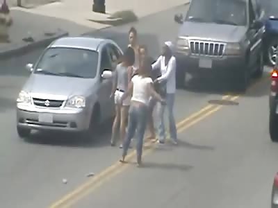 Road Rage Catfight Erupts after Traffic Accident 