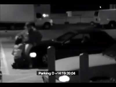 Girl Delivers Epic Blow Job in Parked Car