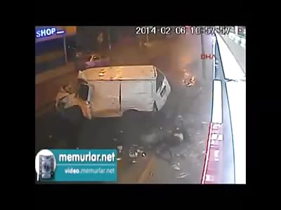 Driver ejected in violent collision - cctv