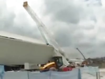 Collapsed Crane at Brazilian World Cup Stadium, Kills Two Workers