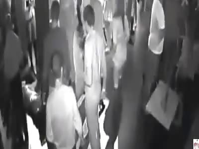 DUDE KILLS MAN WITH A SINGLE PUNCH IN THE CLUB
