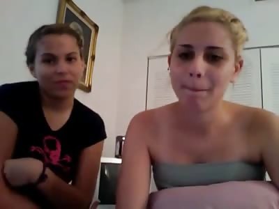 A Girls Reaction To Bjork Stalker Suicide Video