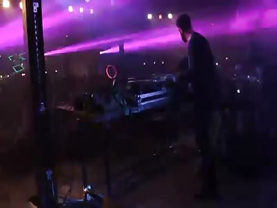 Female Streaker jumps on stage during Rave