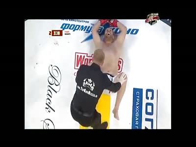 Russian Fighter Snaps his Lower Leg During Match