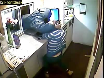 Man jumps through window to rob Cherry Hill motel