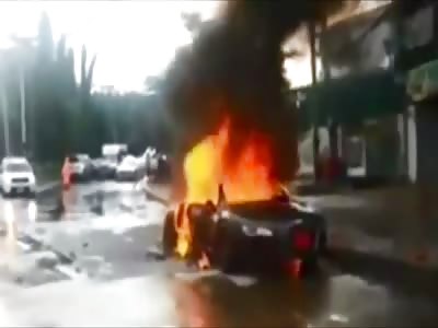 Fire burn Audi R8V10