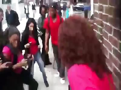 Jumbo Fat Black Females Fight in Public - Cops Show Up and Just Stand There