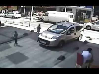 Little Kid in Turkey Darts out into Traffic and Fatally Ran over By Taxi Cab