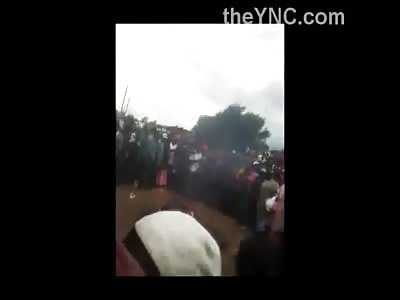 PAYBACK: Murderer is Beaten, Lynched and Burned by Justice Seeking Mob