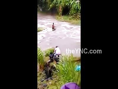 ABORT ABORT!!!! Rescue in Strong Floods Goes Horribly Wrong