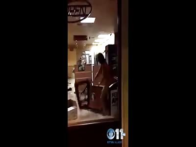 Crazy Naked Bitch High on a Drug Called Spice Trashes a Subway Restaurant