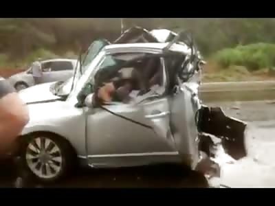 Family Killed of 5 All Killed in Terrible Accident that Cut the Car in Half