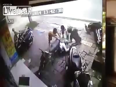 BIKE THIEF GETS CAUGHT IN THE ACT