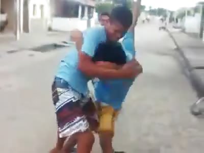 *Brazil* Two guys fight over a...CAGED BIRD! LOL