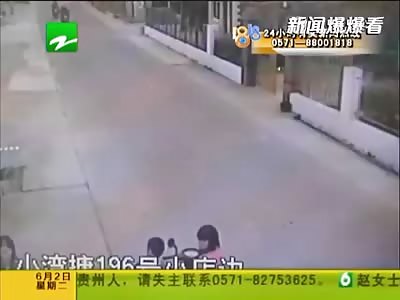 8 YEARS AGE BOY GETS RUN OVER