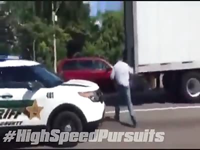 FLORIDA HIGH SPEED POLICE PURSUIT & SHOOTOUT WITH POLICE