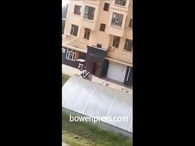 SUICIDE JUMP IN CHINA