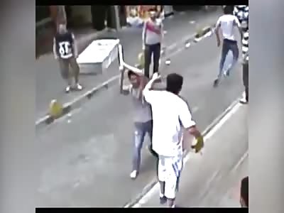 INCREDIBLE MOMENT IRISH TOURIST TAKES ON AN ENTIRE TURKISH MOB - AND WINS